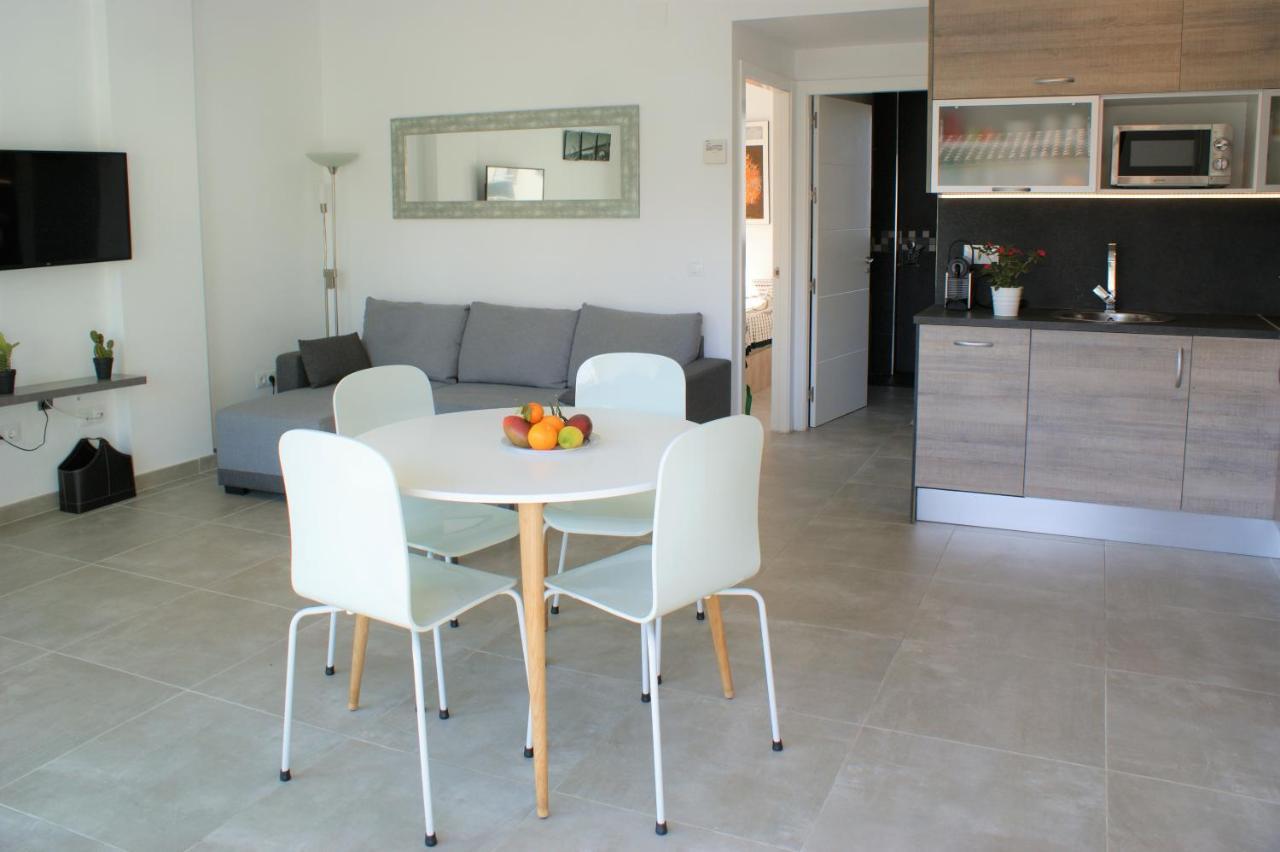 Apartamento Moderno Con Piscina Y Parking Cerca De La Playa Roses