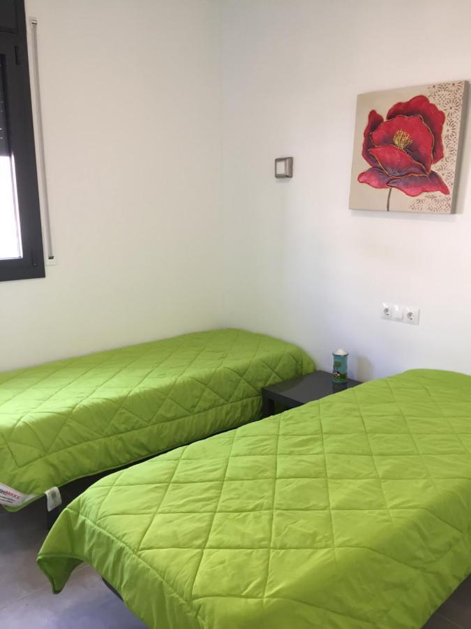 Apartamento Moderno Con Piscina Y Parking Cerca De La Playa *