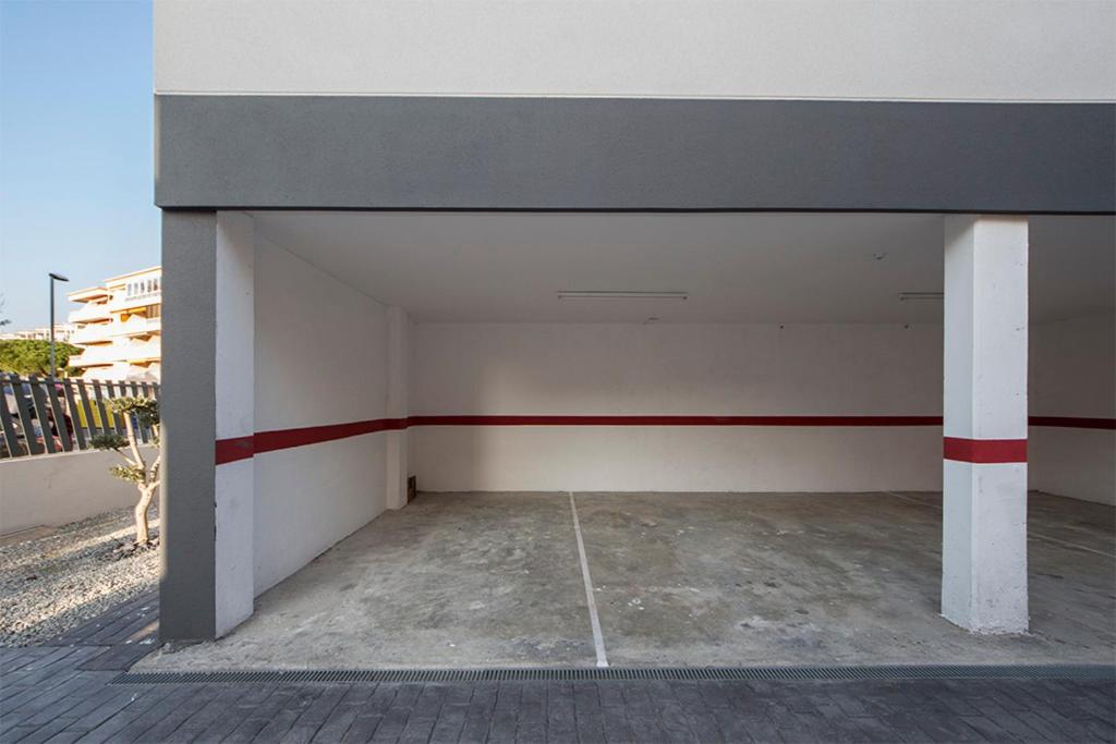 Apartamento Moderno Con Piscina Y Parking Cerca De La Playa Apartment Roses