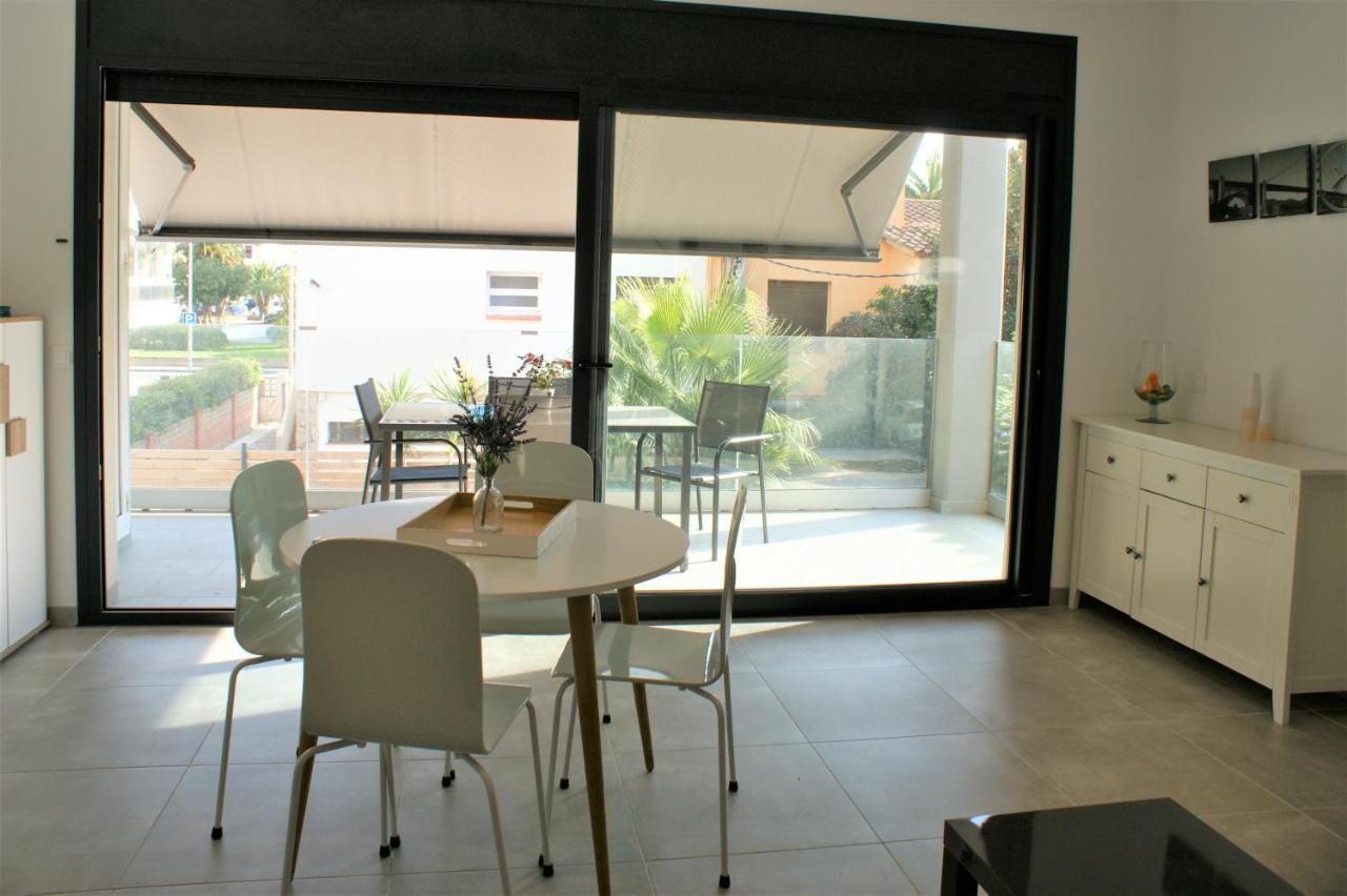 Apartamento Moderno Con Piscina Y Parking Cerca De La Playa Roses